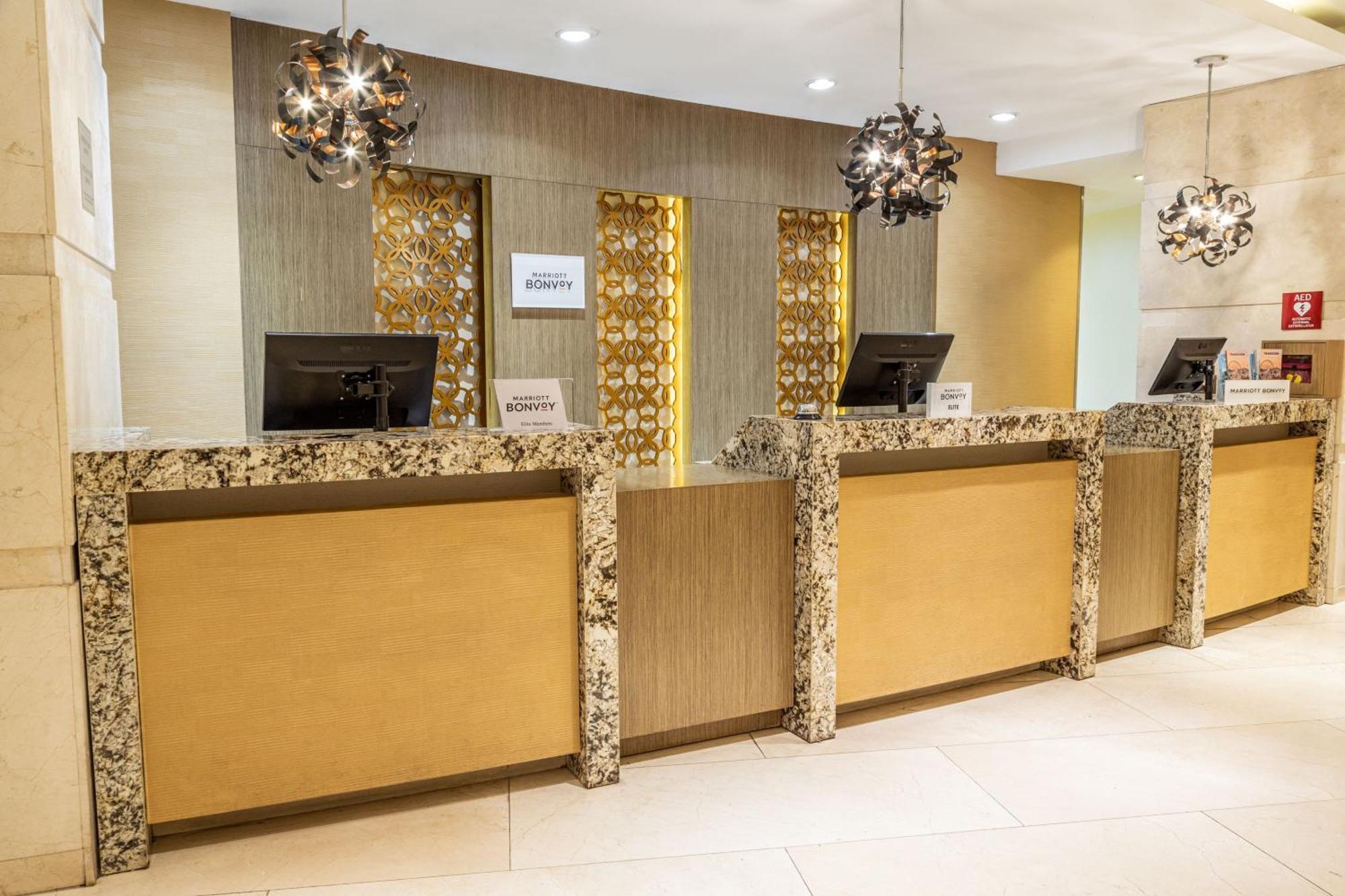 Sheraton Hotel 5*